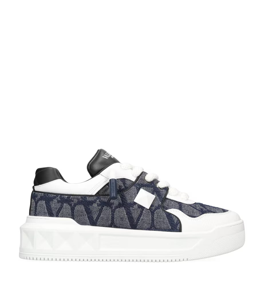 Valentino Garavani One Stud