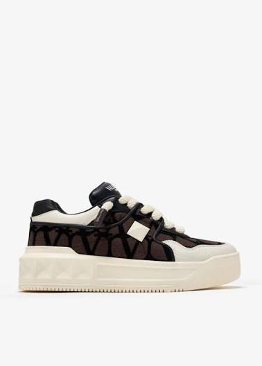 Valentino Garavani One Stud